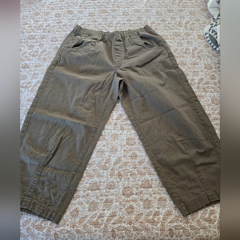 Universal Thread Olive Green Barrel Leg Pull On Pants, L